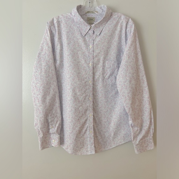 L.L Bean Floral Button Down Shirt Wrinkle Resistant - Picture 2 of 9